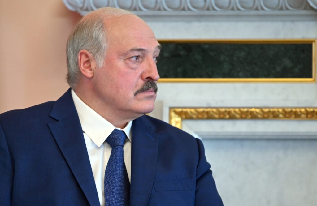 Украина стала новой угрозой для Беларуси — Лукашенко