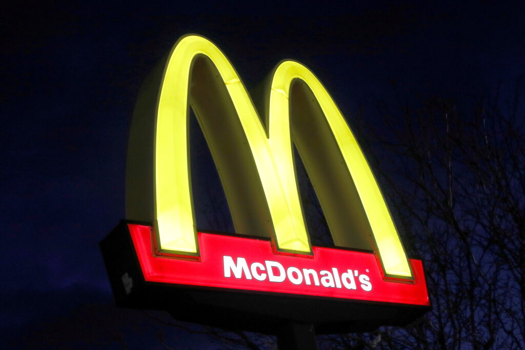 Ресторани McDonald’s відновлять роботу в Одесі та Дніпрі: коли саме