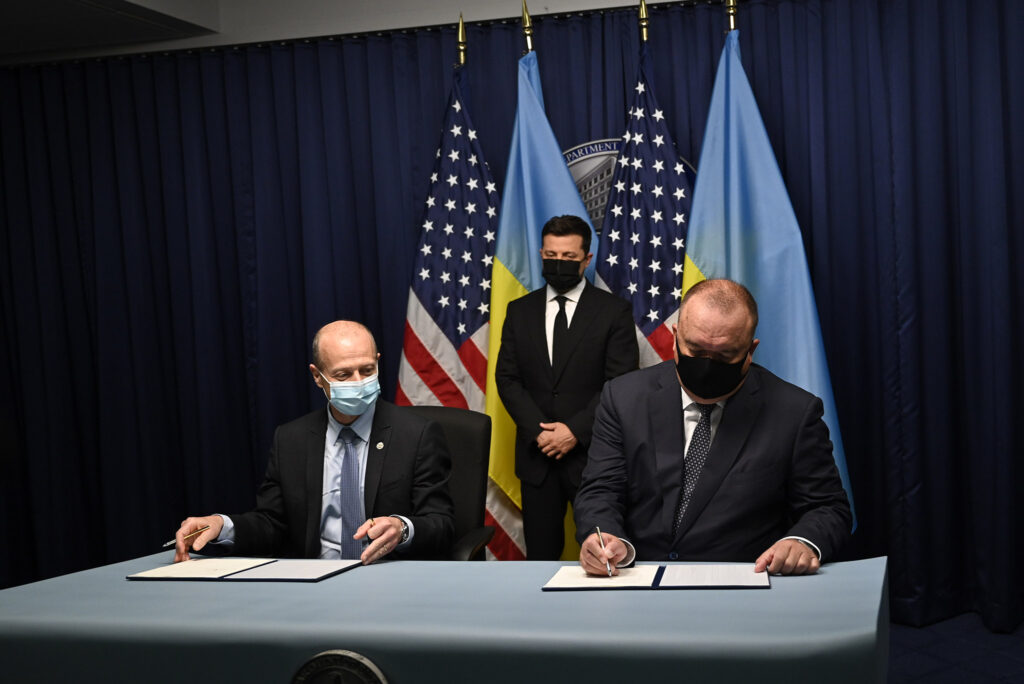 Візит Зеленського до Вашингтону: Україна та США підписали декілька угод щодо енергетики