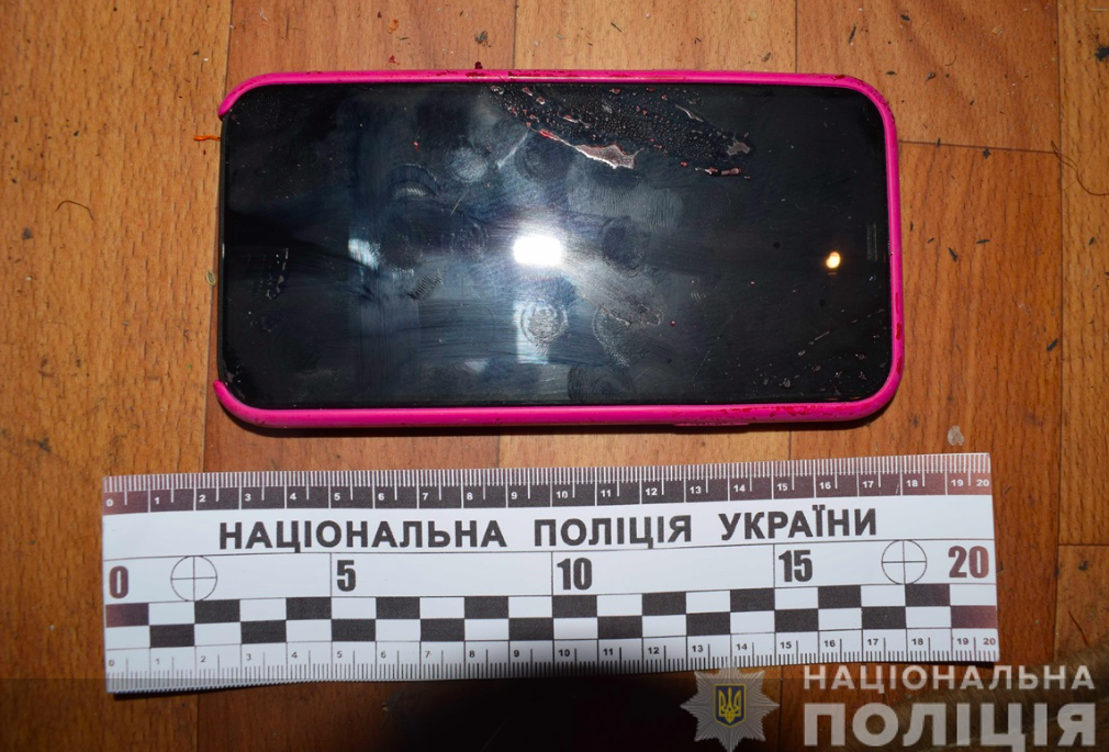На Вінничині чоловік жорстоко вбив дівчину та вкоротив собі віку