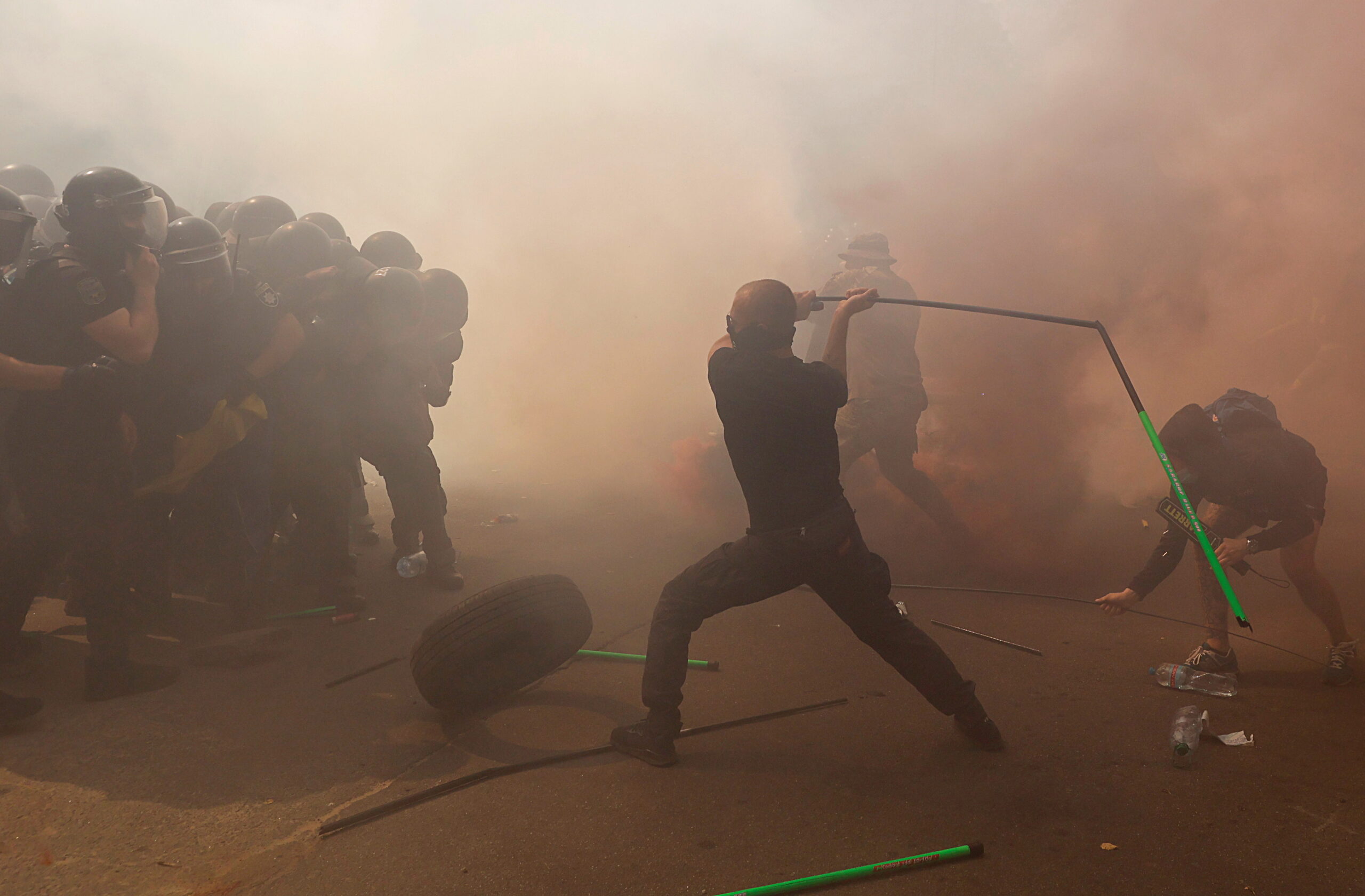 банкова. протести+
