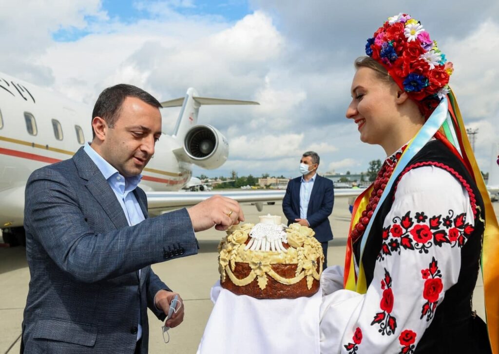 Прем’єр Грузії заявив, що Україна та Молдова менше “заслужили” на статус кандидата у члени Євросоюзу