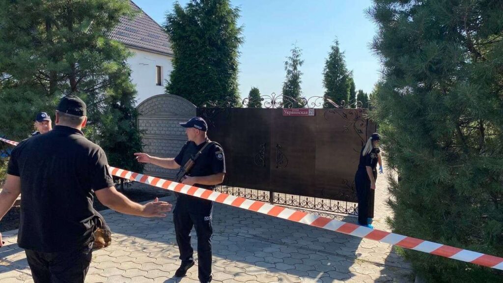 Мера Кривого Рогу знайшли застреленим на порозі власного будинку