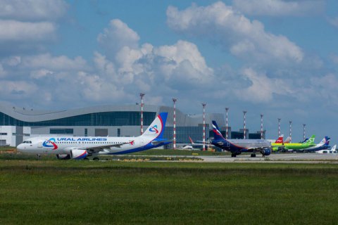 Суд арештував російські судна та літаки за подорожі до окупованого Криму