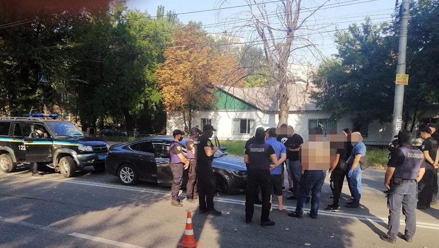 Стрілянина у Запоріжжі: біля кафе невідомі травмували п’ятьох людей