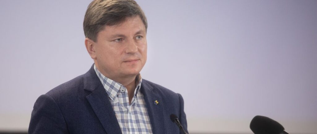 Зеленський стрімко скочується до “лукашенкізації” України — Герасимов про переслідування опозиції