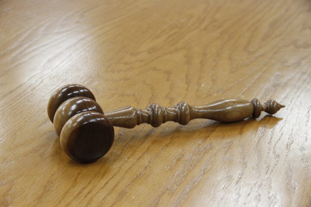 Суд продовжив арешт підозрюваного у держзраді Медведчука