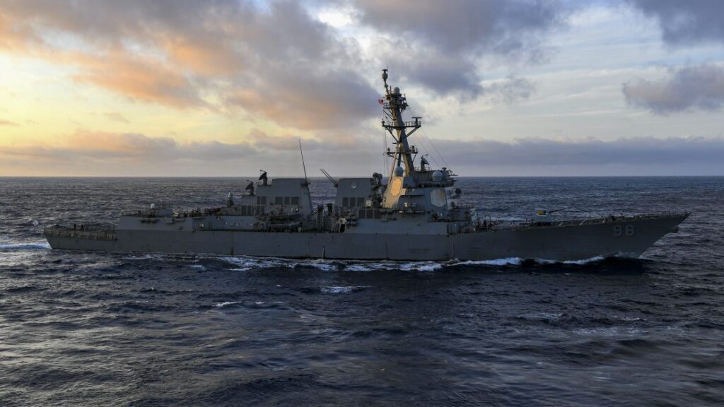 ВМС США слідкуватимуть за російськими підводними човнами