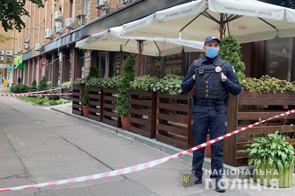 В центре Черкасс неизвестный расстрелял мужчину