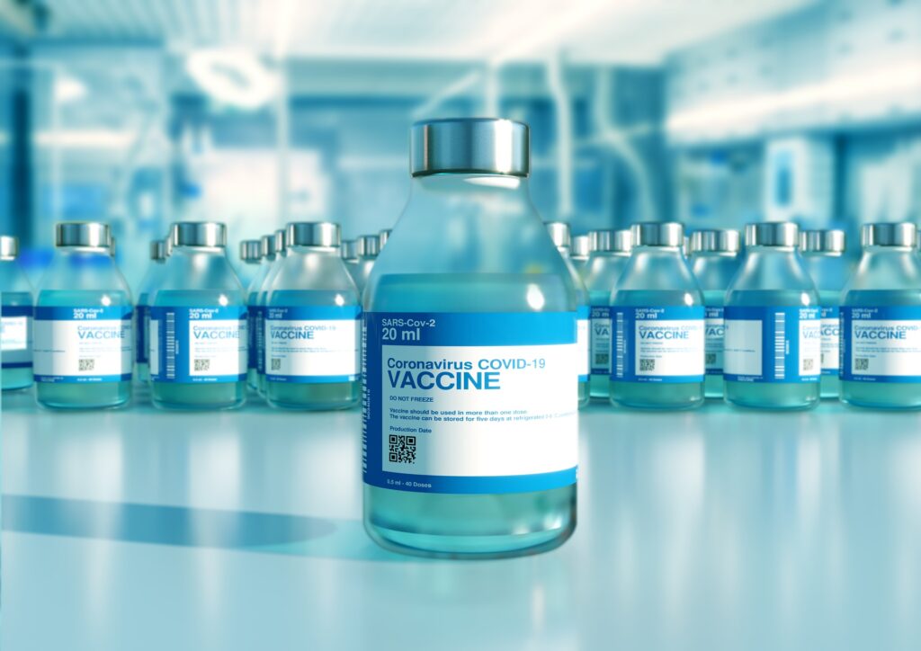 У МОЗ назвали скільки українців померли після вакцинації проти COVID-19