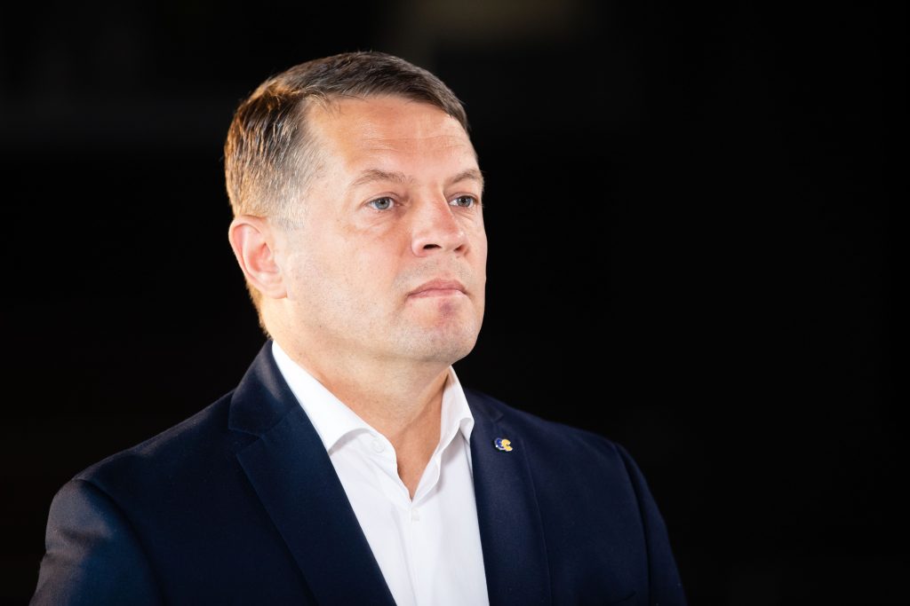 Агітація на дільницях та підкупи виборців: Сущенко розповів про “брудні” вибори у Черкасах