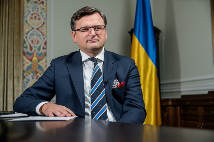 Я був би готовий провести з Лавровим відверту розмову — Кулеба про Мінський процес