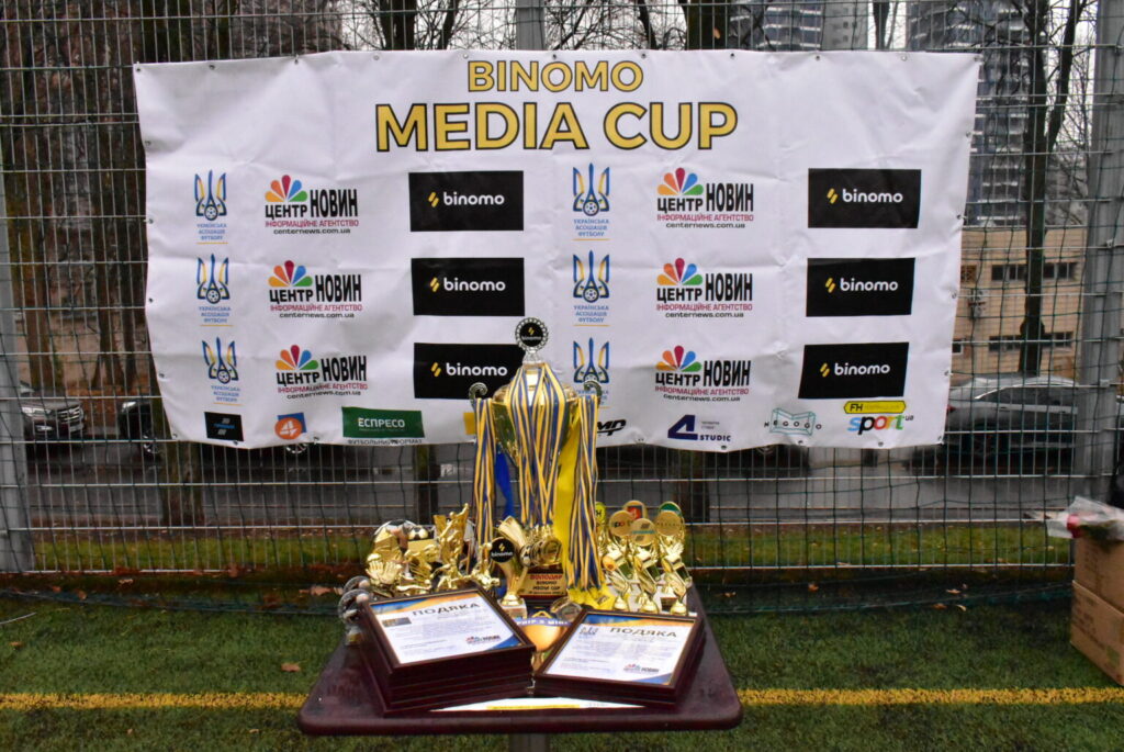 “Прямий” здобув третє місце на турнірі з міні-футболу Binomo Media Cup-2021
