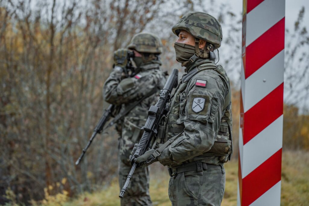 Військові з Білорусі погрожували відкрити вогонь у бік польських прикордонників