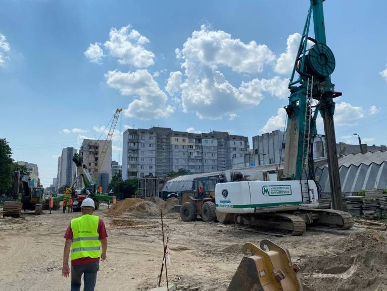 Приватний виконавець Андрій Іванов хоче обманом заволодіти коштами одного з підприємств “Київметробуду”
