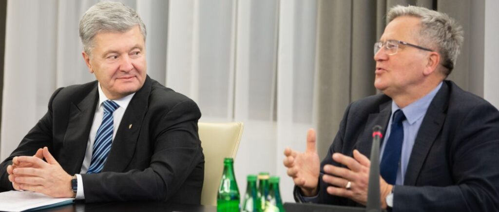 Обговорили протидію агресії Кремля: Порошенко зустрівся з екс-президентом Польщі Коморовським