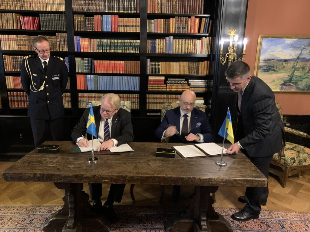Україна та Швеція уклали угоду: вона стосується оборони