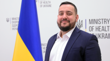 Перший заступник очільника МОЗ Олександр Комаріда підозрюється у підробці COVID сертифіката