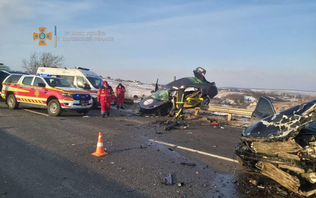 Моторошна ДТП на Харківщині: троє людей померли, двоє малюків у важкому стані