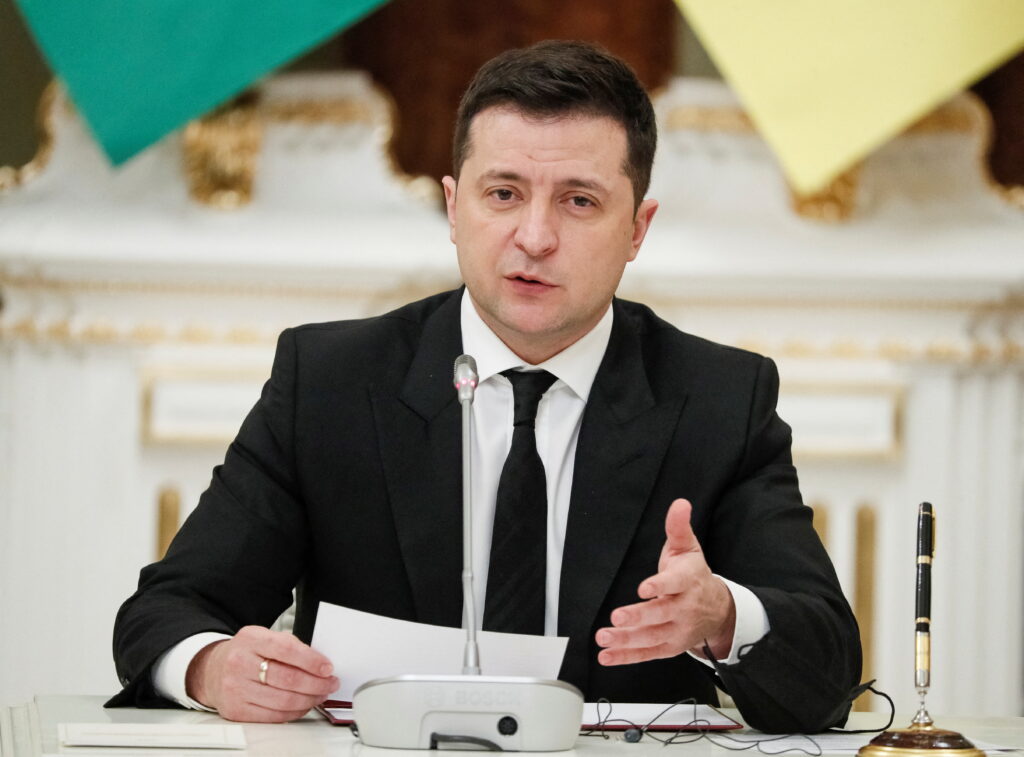 Розмови про неминучу війну шкодять економіці України – посольство Росії процитувало Зеленського