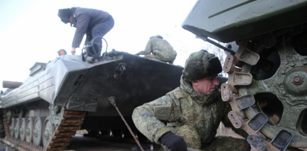 У Білорусь прибувають російські військові для участі у навчаннях