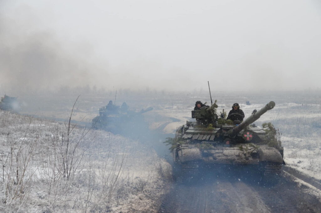 Через постійні обстріли та загрозу замерзнути взимку: Кабмін оголосив на Донеччині обов’язкову евакуацію