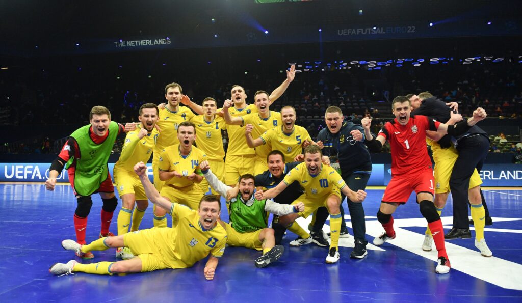 “Путін-ху*ло” почули й в Амстердамі: як проходить півфінал Євро-2022 з футзалу проти Росії