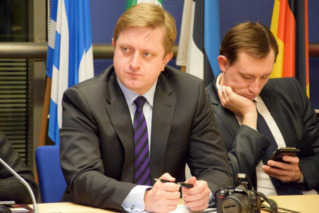 Зеленский уволил украинского посла в Польше: кого назначил вместо него
