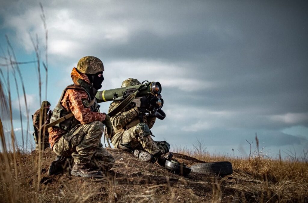 “Welcome to hell”: ЗСУ обіцяють зустріти російських окупантів з Javelin та NLAW