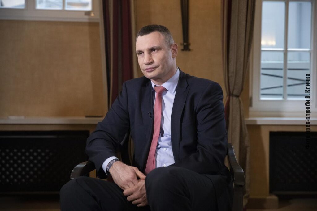 Сквер “дружби Києва й Москви” перейменують на Героїв Маріуполя