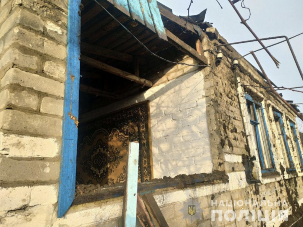 На Донбассе тяжелое ранение получил украинский военный