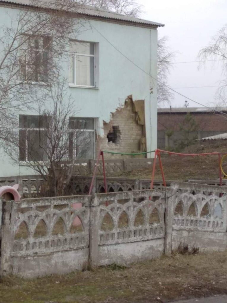 Російські пропагандисти поширюють фейки про обстріл у Станиці Луганській