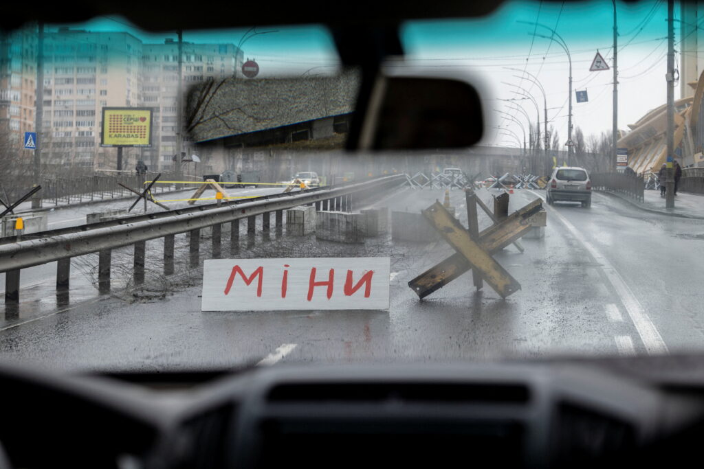 В ГСЧС рассказали, сколько времени понадобится на разминирование Украины