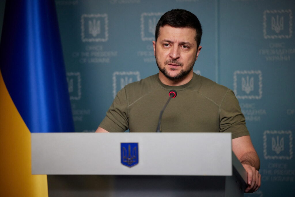 Зеленський про переговори з Росією: “питання хочеться чи не хочеться – стояти не буде”