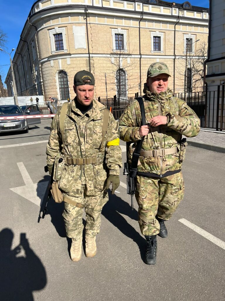 Для полного сходства с гитлером путина не хватает одного – ампулы с цианистым калием – Александр Турчинов