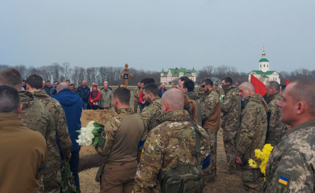 Командира підрозділу «Фрайкор» Георгія Тарасенка, який загинув на Харківщині, поховали за його заповітом у Холодному Яру – Роман Сущенко