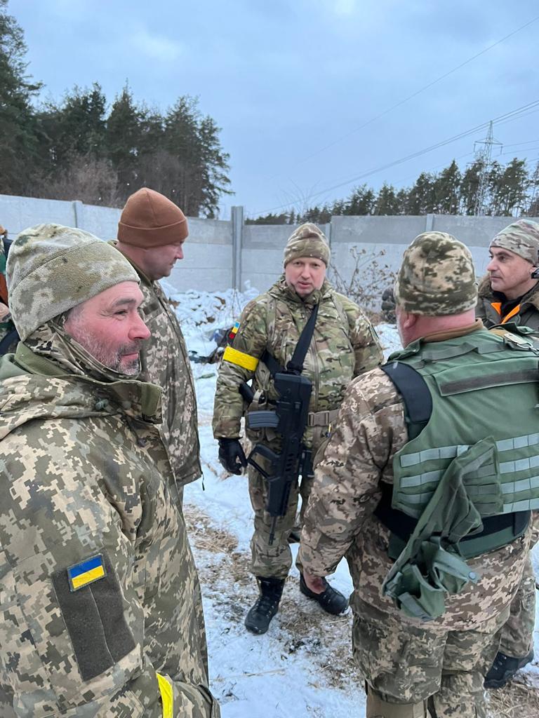 Александр Турчинов: Мы должны под Киевом переломить хребет россиянам