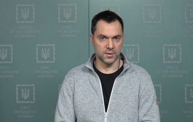 Найближчим часом військової загрози для Києва немає — Арестович