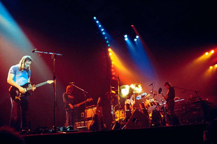 На підтримку України: легендарні Pink Floyd вперше за майже 30 років випускають нову пісню