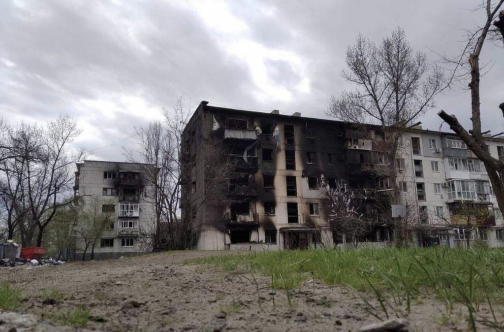 Загарбники вивезли завод з Харківщини в Росію, а на його місці облаштували концтабір і катівню