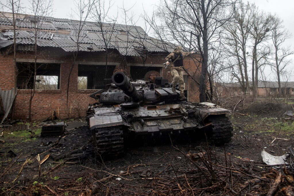 Близько 31 700 військових та 1398 танків: у Генштабі оприлюднили оновлені втрати росіян