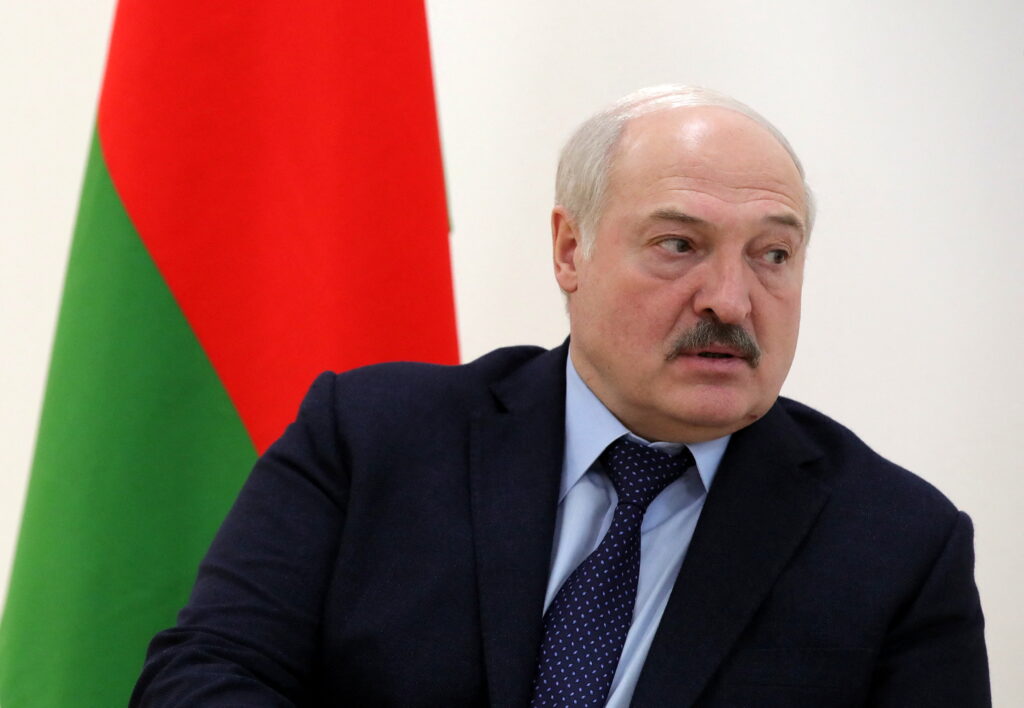 Беларусь разворачивает ССО у границы: решится ли Лукашенко на войну против Украины