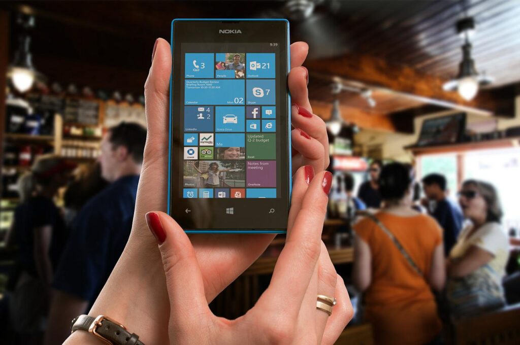 Nokia йде з ринку Росії