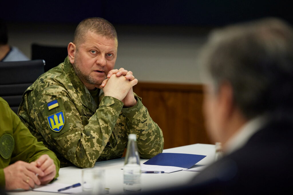 Що робити після відставки Залужного? Рятувати те, що ще можливо врятувати