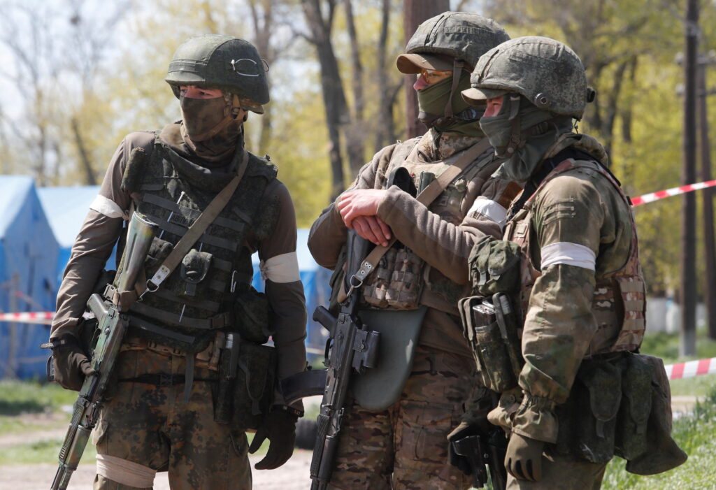 “Як мені правильно здаватись?”: поки що немобілізовані росіяни вже готові йти в український полон – ГУР