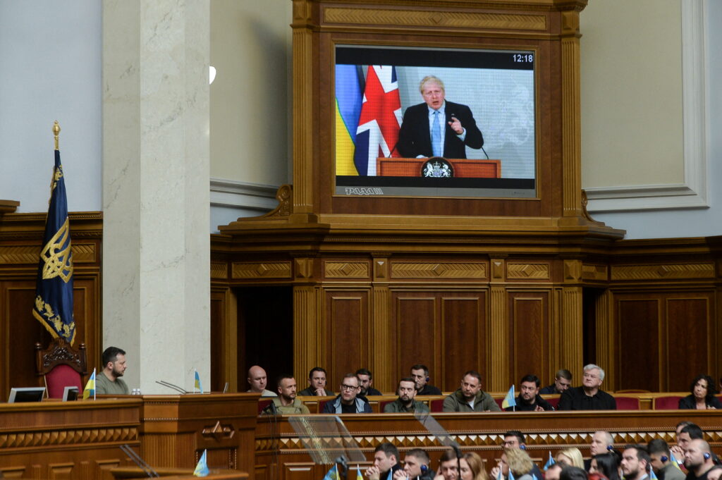 Велика Британія надасть Україні протикорабельні ракети Brimstone, тисячу танків та бронеавтомобілів – Джонсон