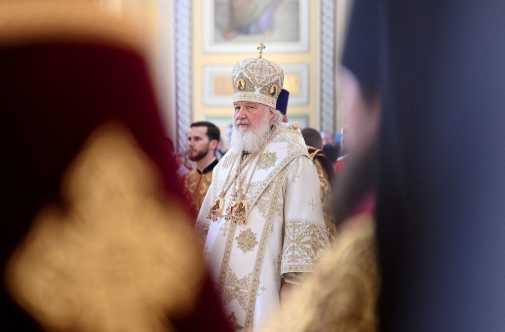 Хресна хода закінчилась швидкою: Патріарху РПЦ Кирилу стало зле