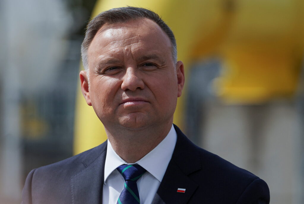 Польща розглядає питання передання Україні винищувачів МіГ-29 – Дуда