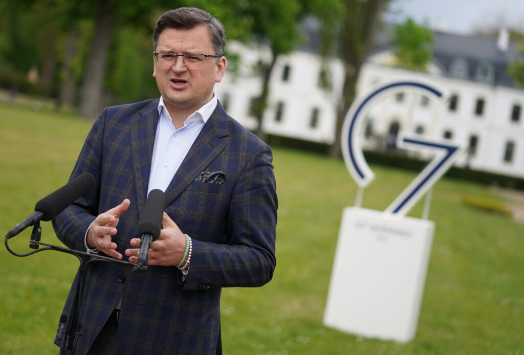Країни G7 підтримують ініціативу передати Україні заарештовані російські активи – Кулеба