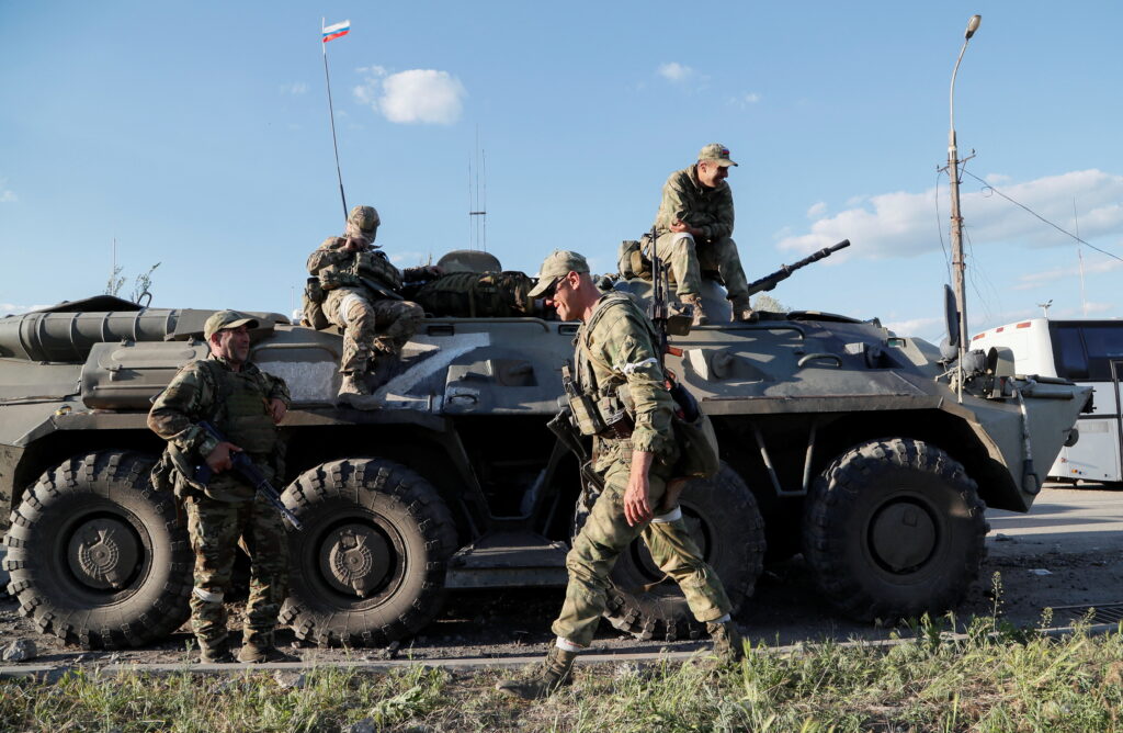 «Мы их ху*рим. Мне их не жалко»: российские военные признаются в убийствах украинцев на оккупированных территориях